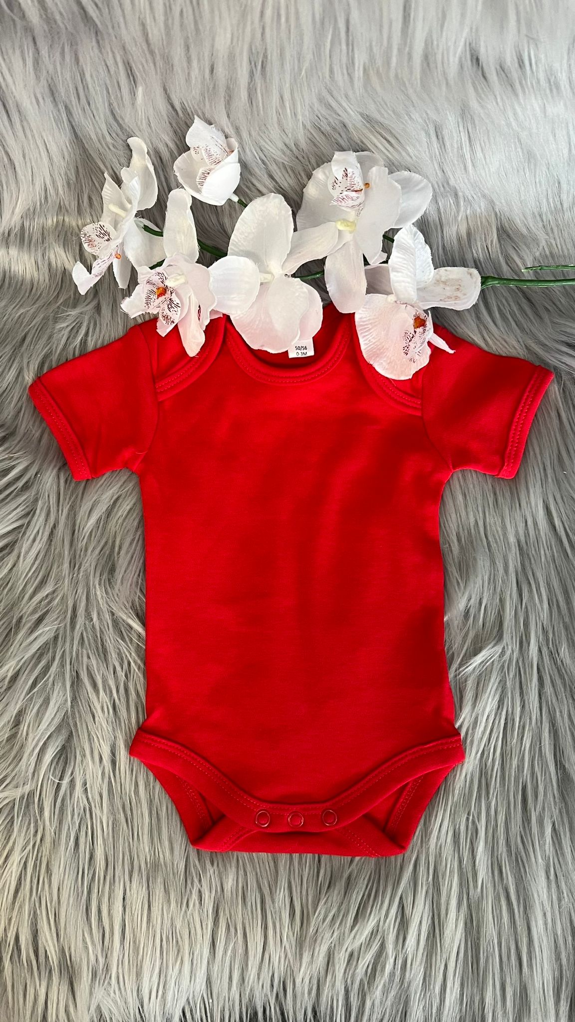 Babybody in versch. Farben, inkl. Personalisierung