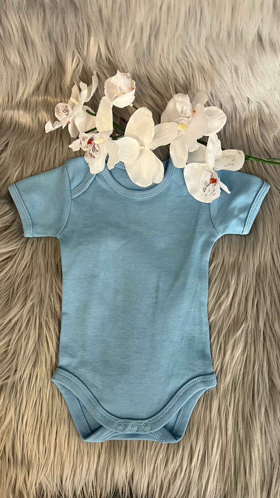 Babybody in versch. Farben, inkl. Personalisierung